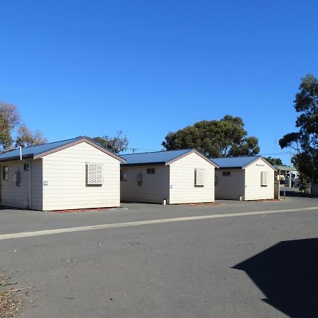 Moonta Bay Cabins Motel Port Moonta Exterior foto