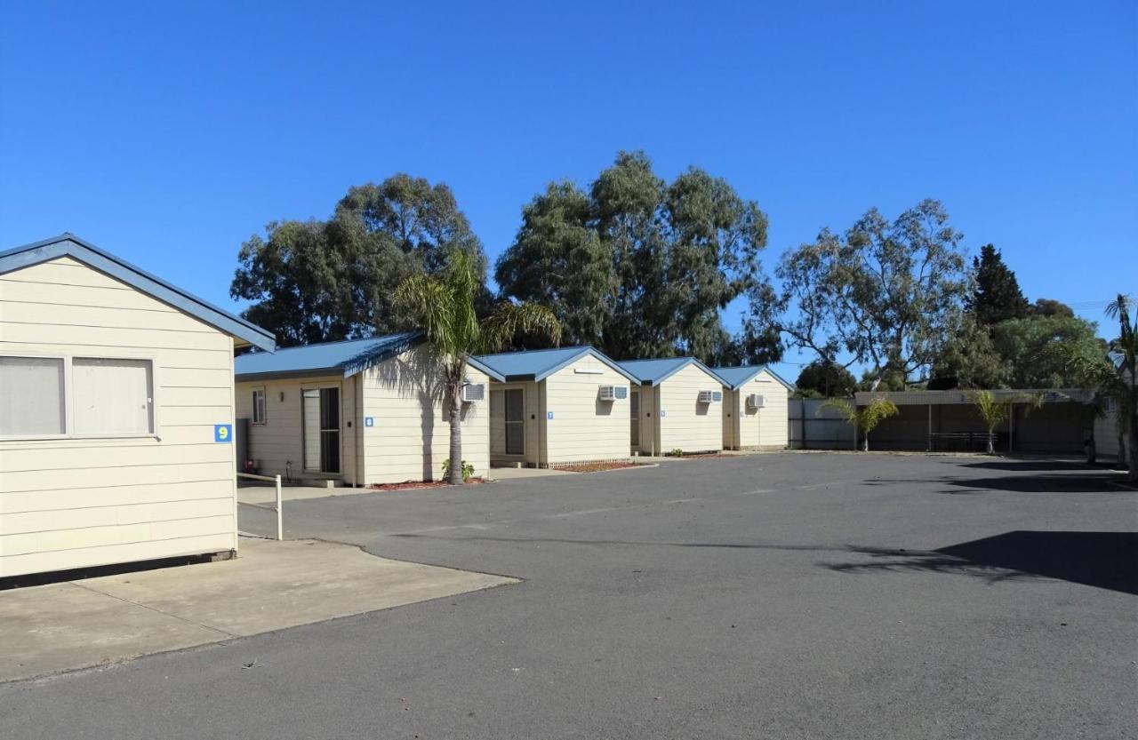 Moonta Bay Cabins Motel Port Moonta Exterior foto