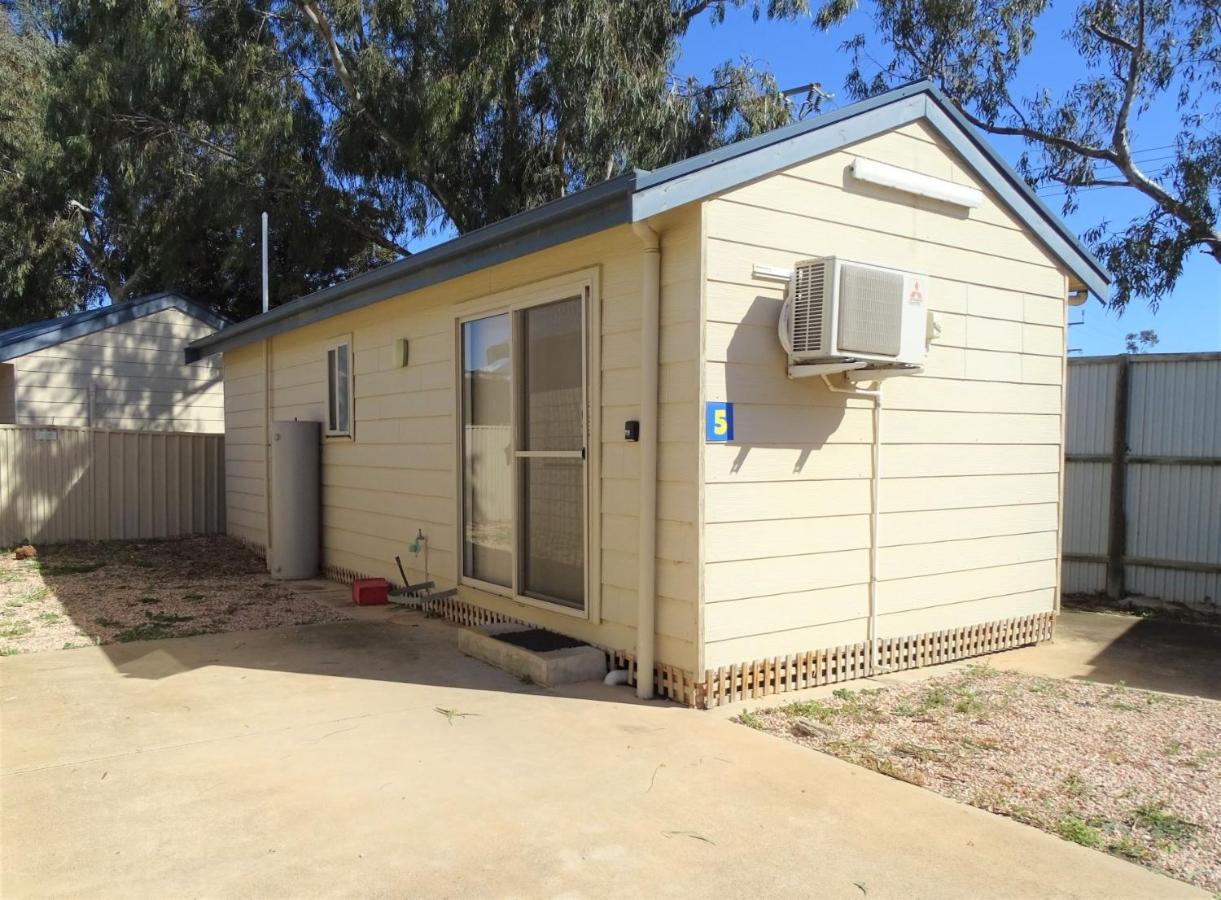 Moonta Bay Cabins Motel Port Moonta Exterior foto